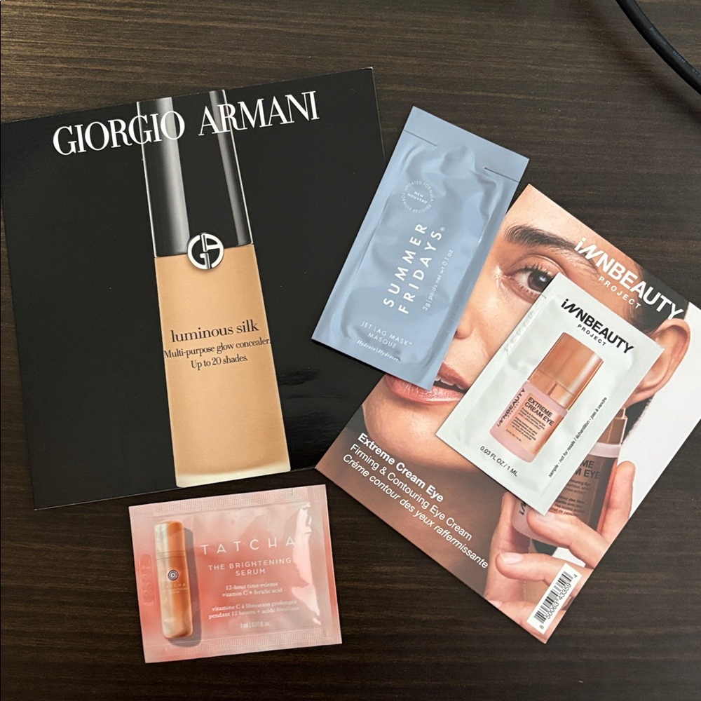 Beauty Samples Bundle ✨ - Picture 2 of 6